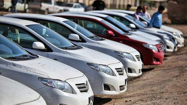 خواسته مجلس عرضه محصولات خودروسازان در بورس است