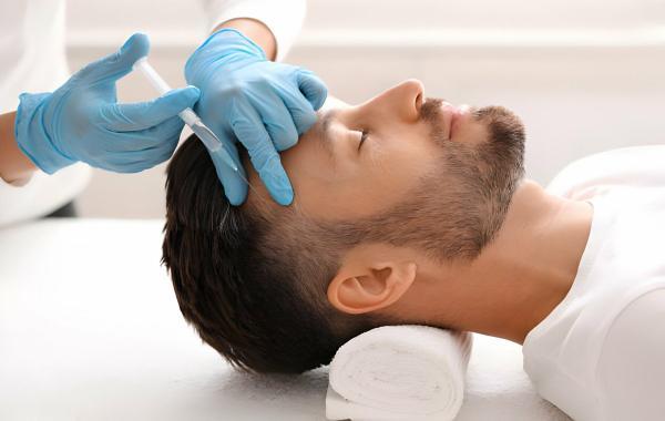مزوتراپی چیست و چگونه به جوانسازی پوست و درمان ریزش مو کمک می کند؟